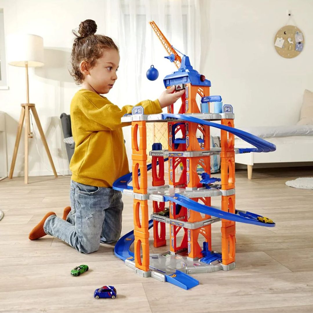 Majorette Garage & Lift Set - 5 Cars