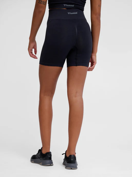 HUMMEL hmlMT DEFINE SEAML SCRUNCH SHORTS