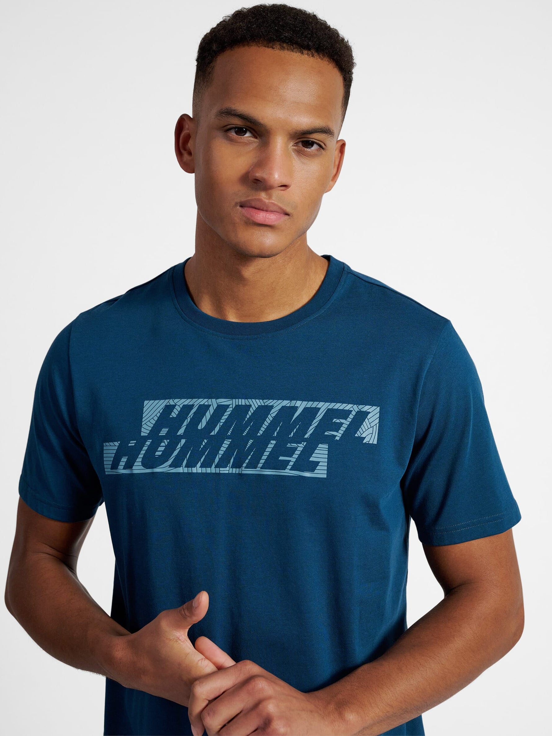 HUMMEL hmlGRAPHIC DISPLACED LOGO TEE