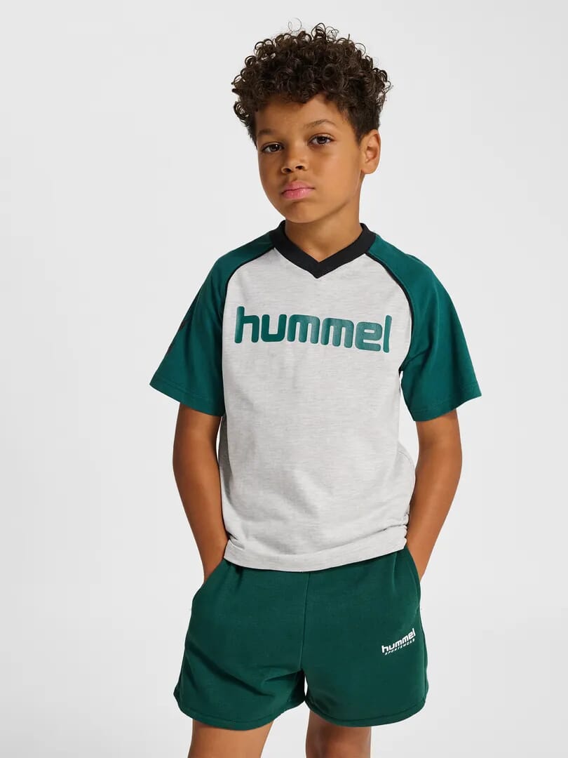HUMMEL HMLJR REG V-NECK T-SHIRT SS
