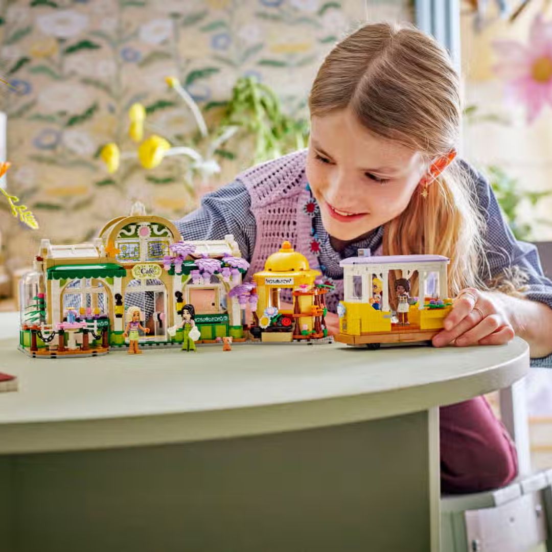 LEGO Friends Plant Café & Flower Shop