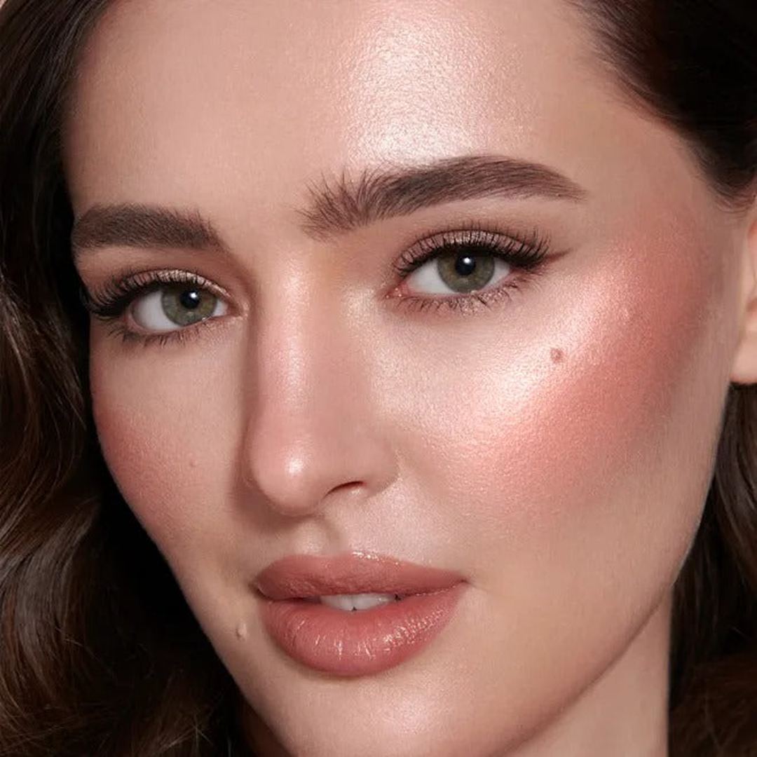 Charlotte Tilbury Glowgasm Beauty Light Wand High Blush Pinkgasm | Savonera Lebanon