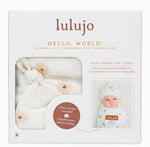 Lulujo Birth Announcement Hat & Swaddle Blanket Set (Daisies)