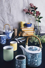 Eastern Porcelain Teapot 550 ml