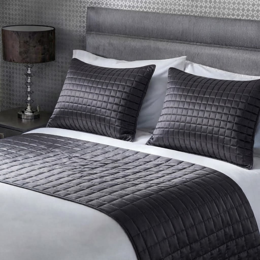 Matelasse Bed Runner