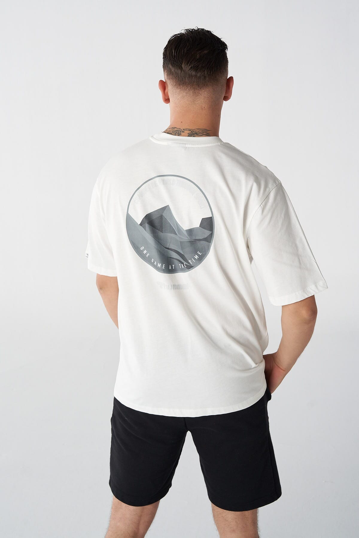 HUMMEL HMLPOLYGONAL T-SHIRT S/S