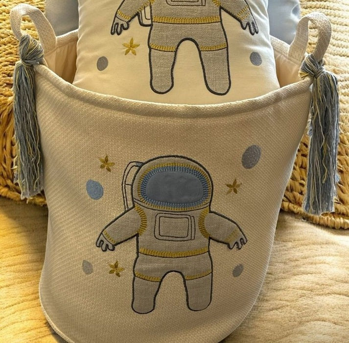 Space Explorer