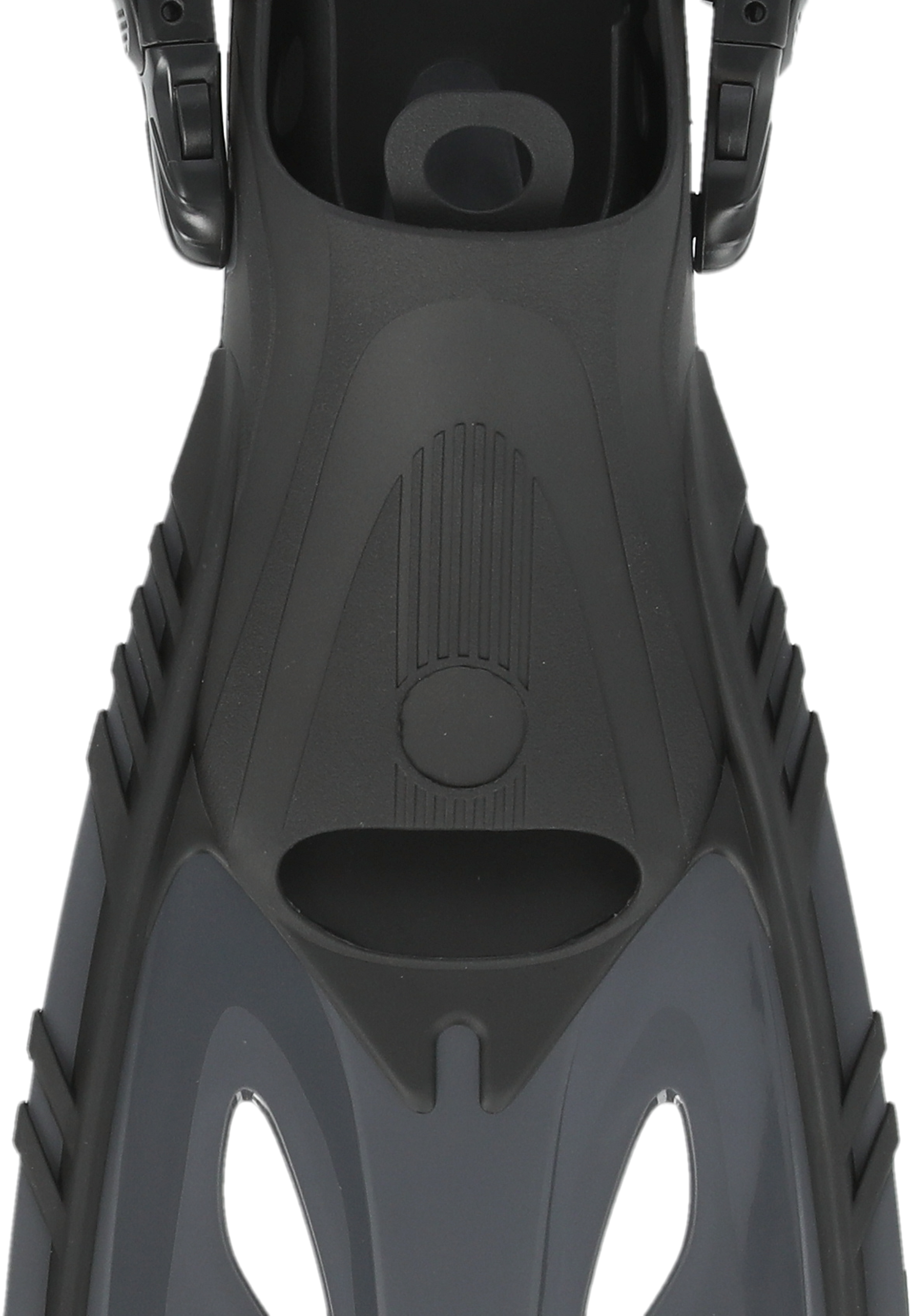 CRUZ MATIRA JR. FINS