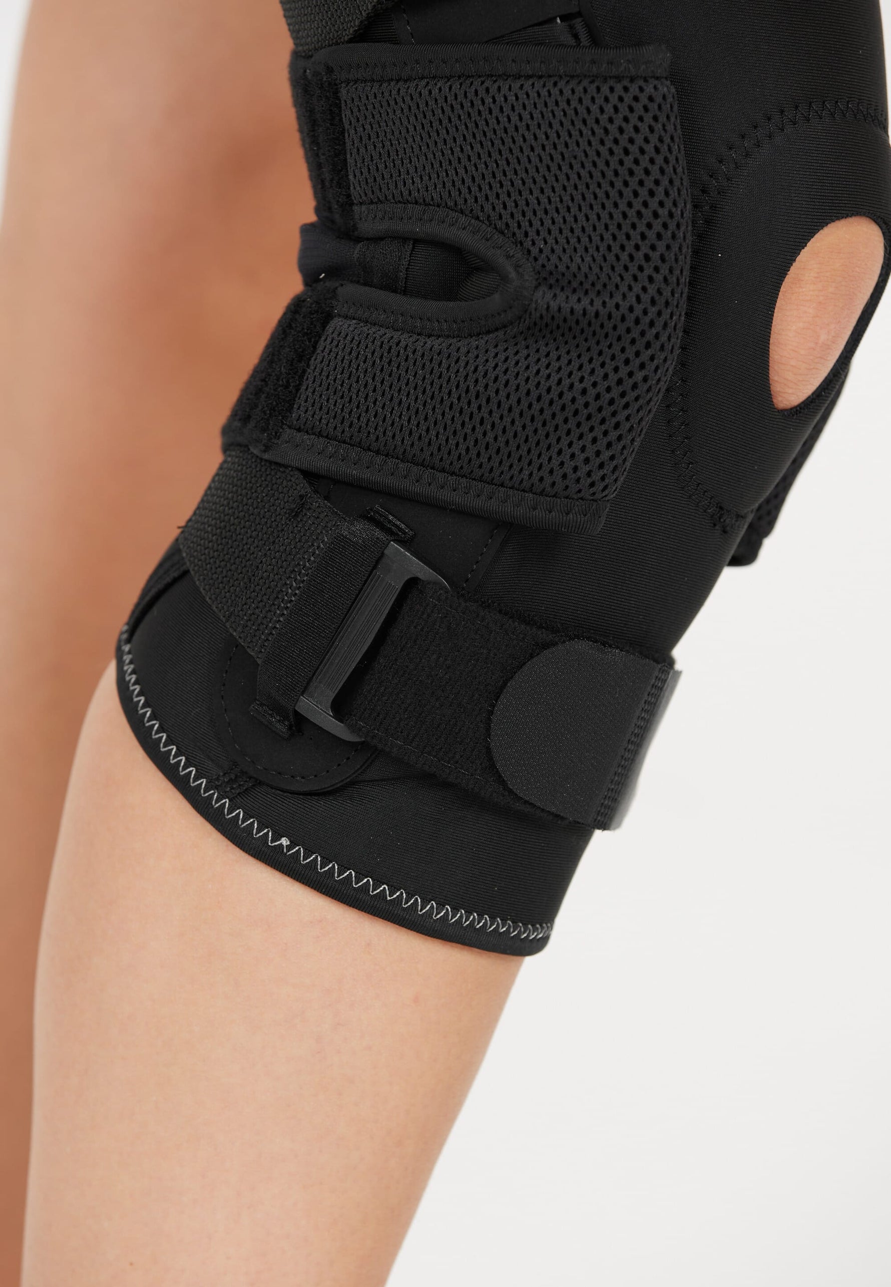 ENDURANCE PROTECH OPEN KNEE SUPPORT W/ JOINTS