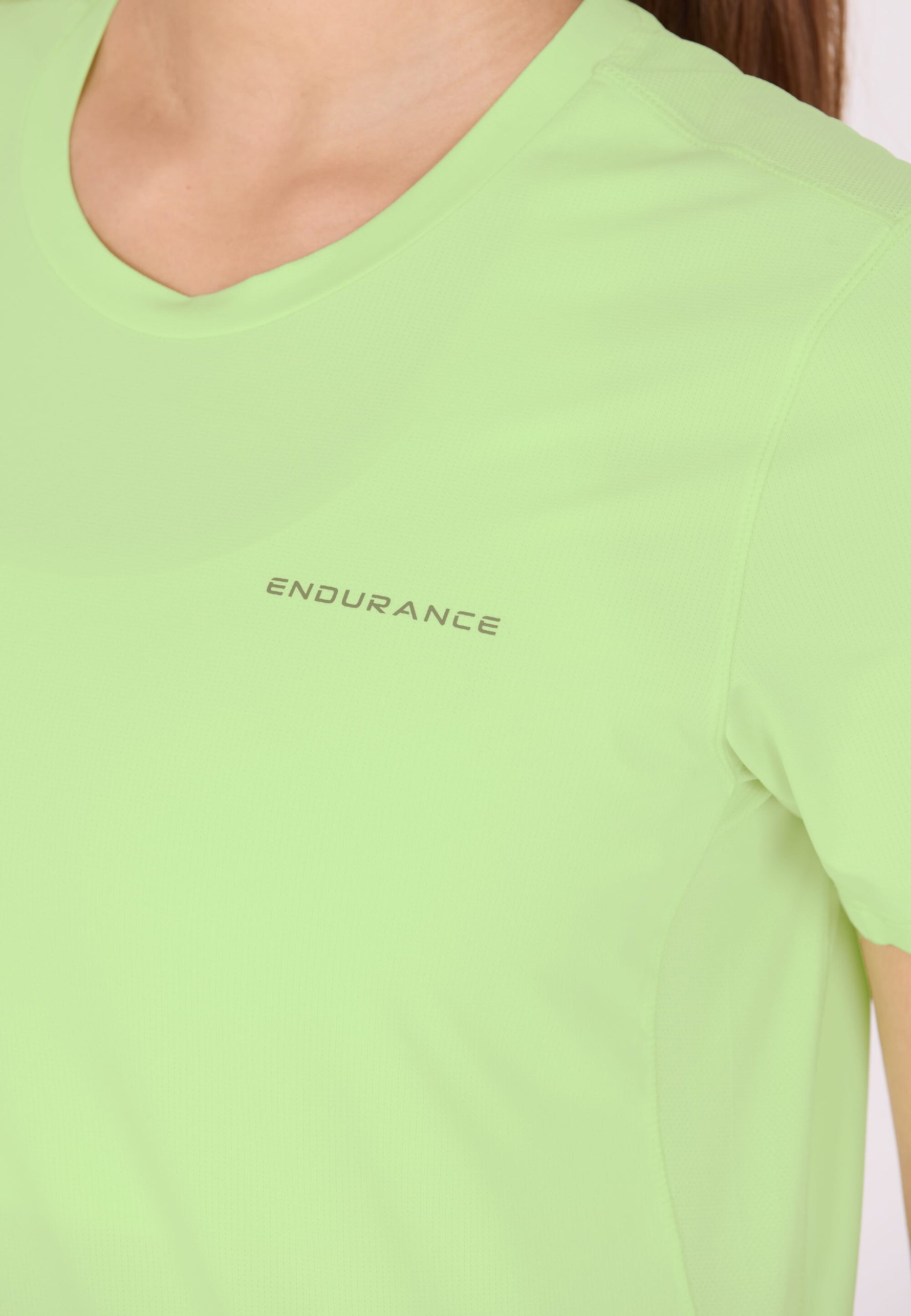 ENDURANCE Nan W S/S Tee