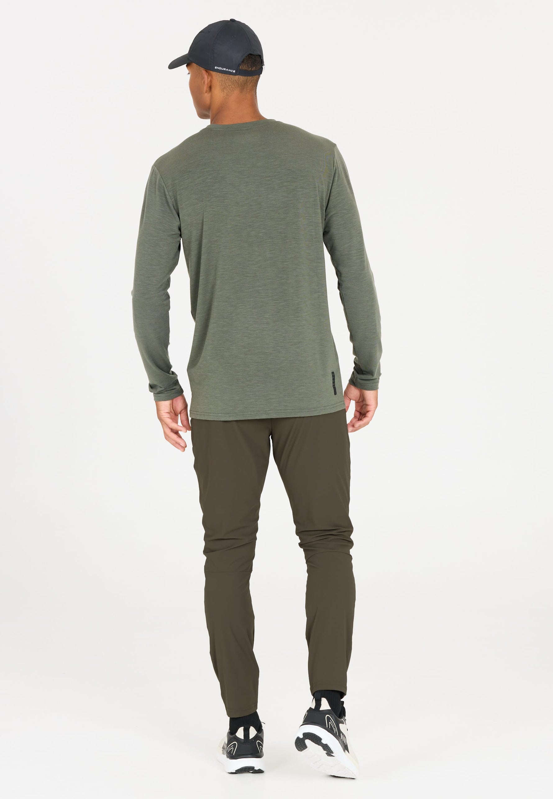 ENDURANCE Dyne M Tapered Pants