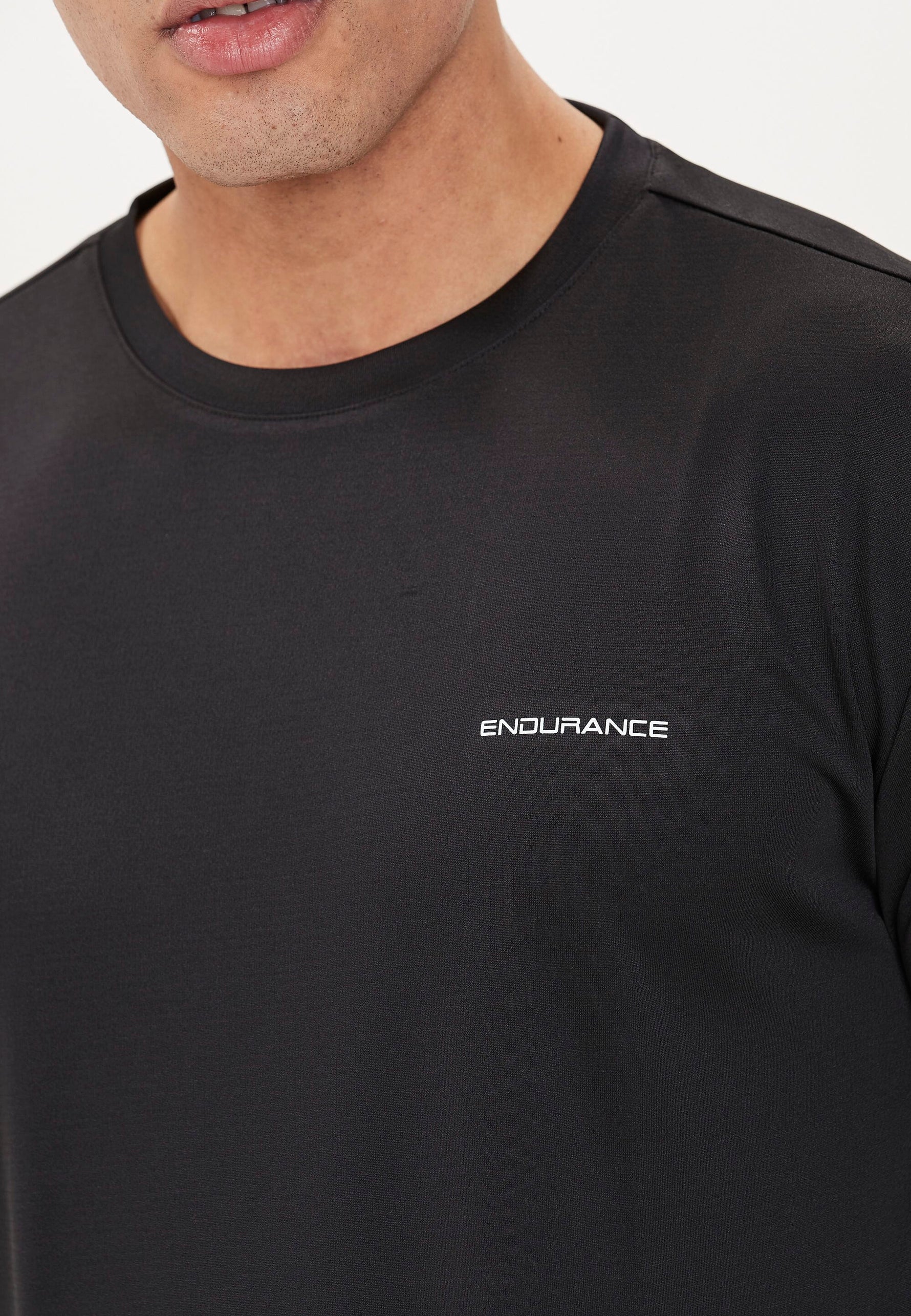 ENDURANCE VERNON V2 M PERFORMANCE S/S TEE
