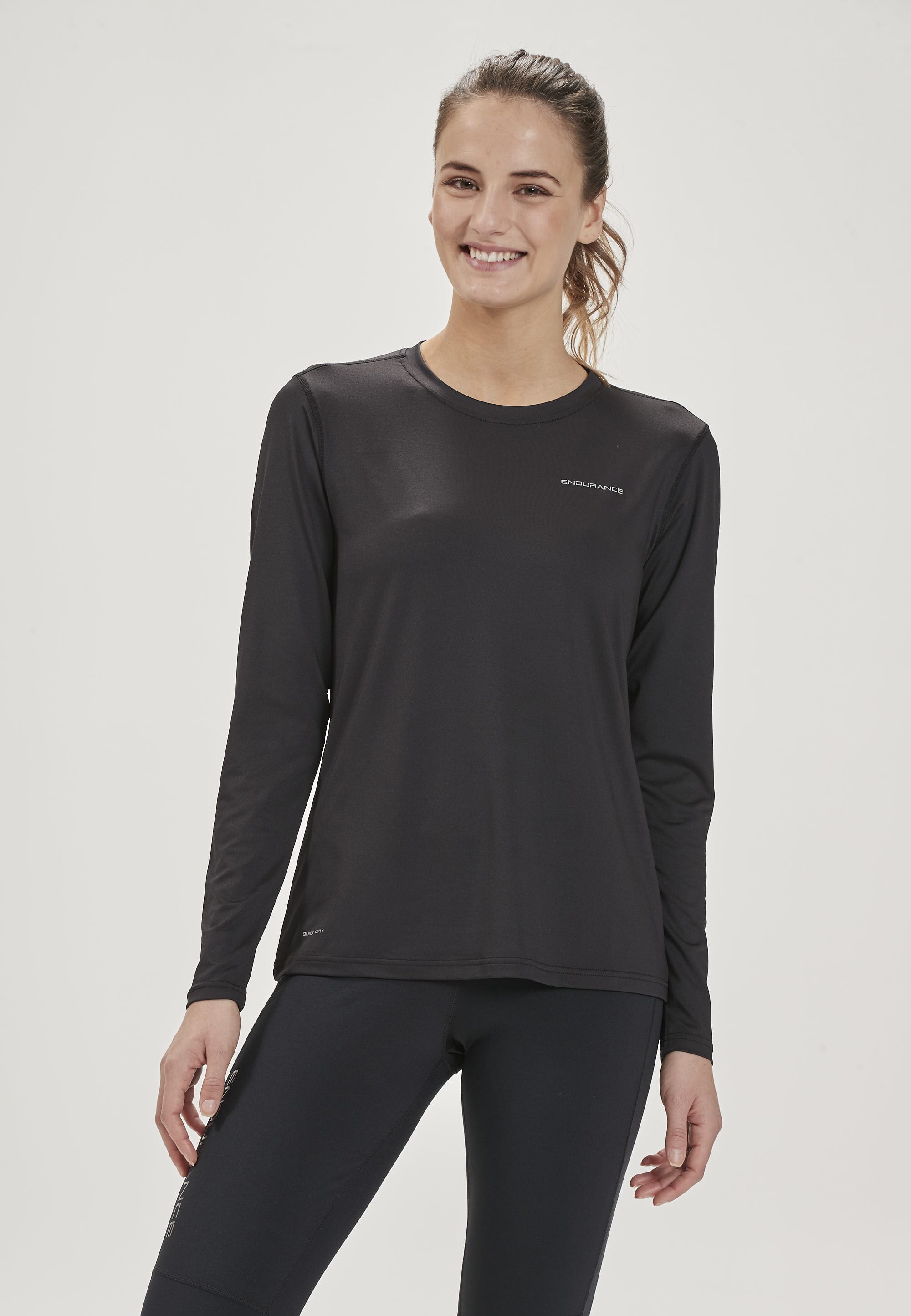 ENDURANCE YONAN V2 W PERFORMANCE L/S TEE