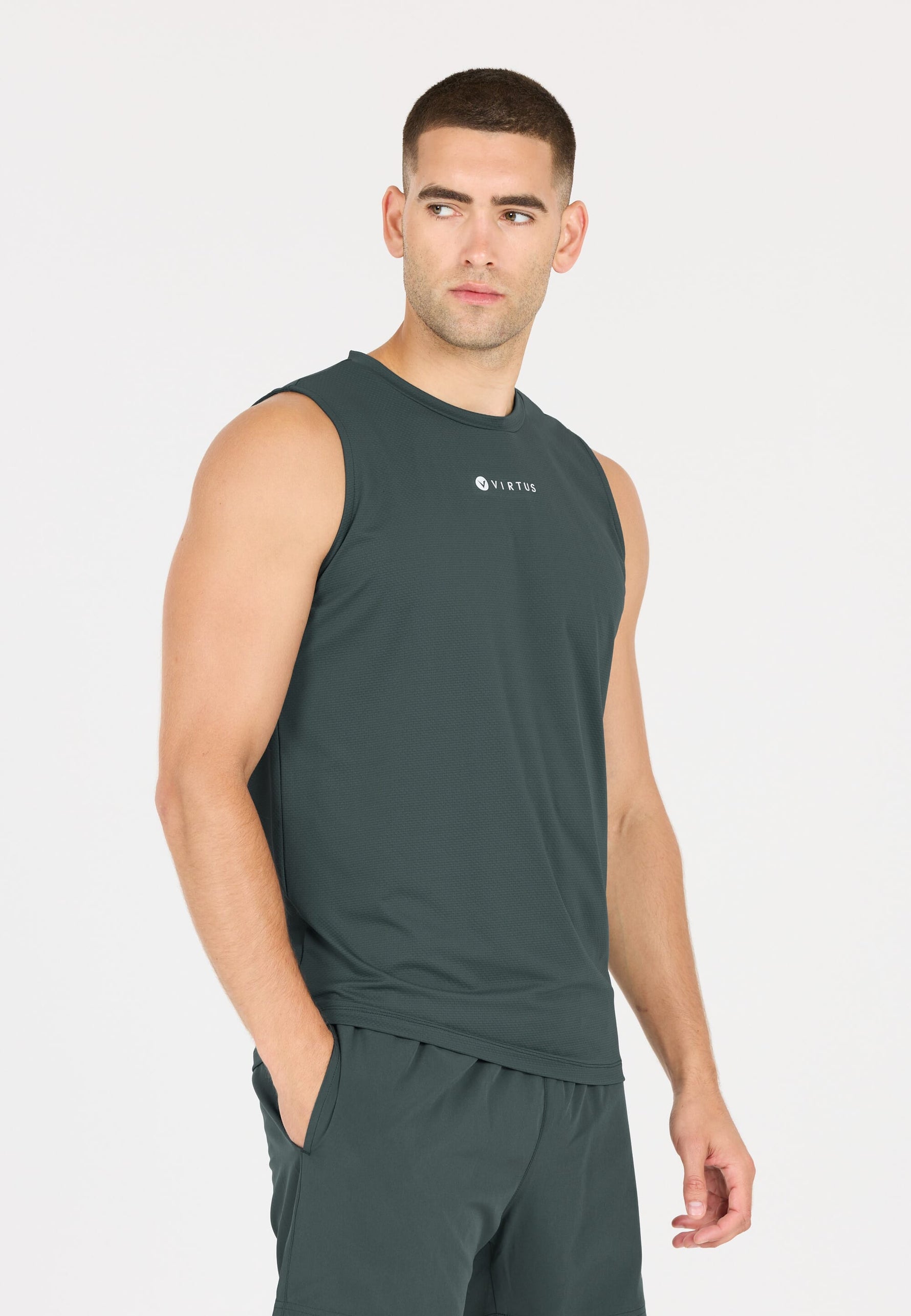 VIRTUS Roger M Hyperstretch Sleeveless Tee