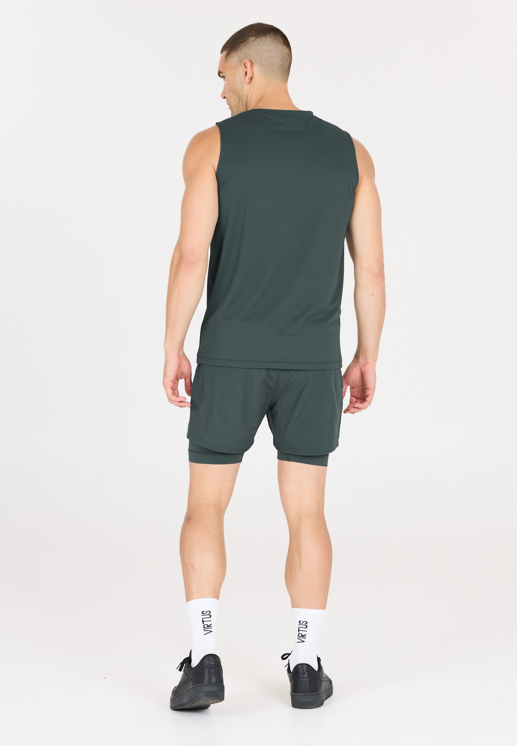 VIRTUS Roger M Hyperstretch Sleeveless Tee