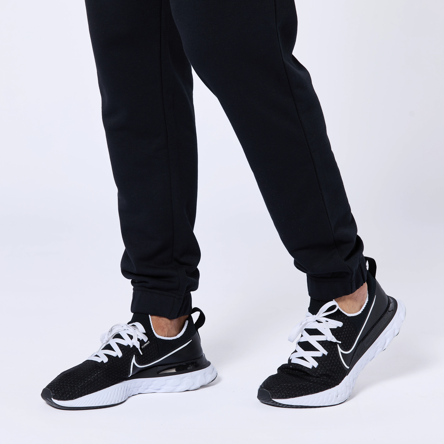 SQUATWOLF ESSENTIAL JOGGER PANT