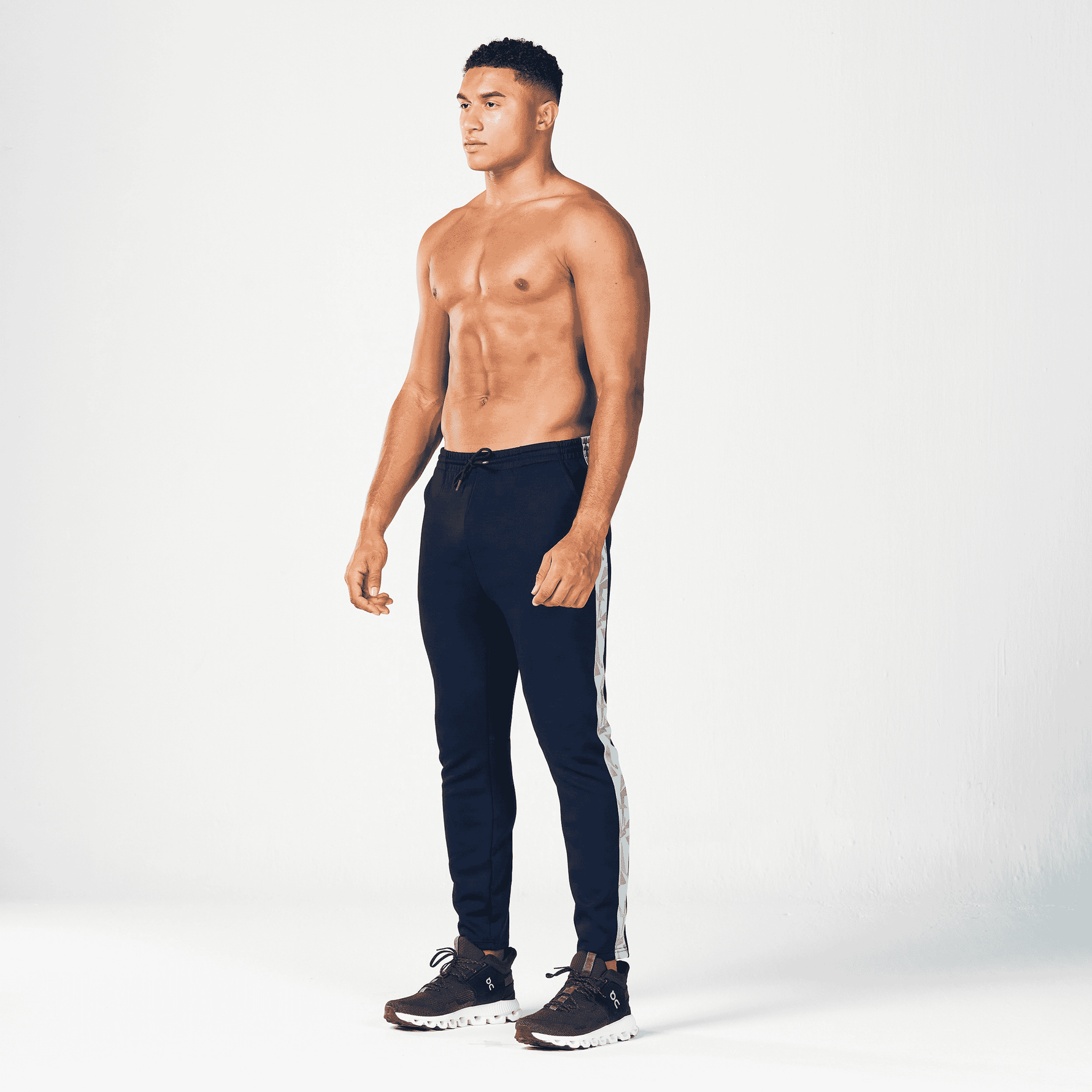 SQUATWOLF ACTIVE TAPERED PANTS