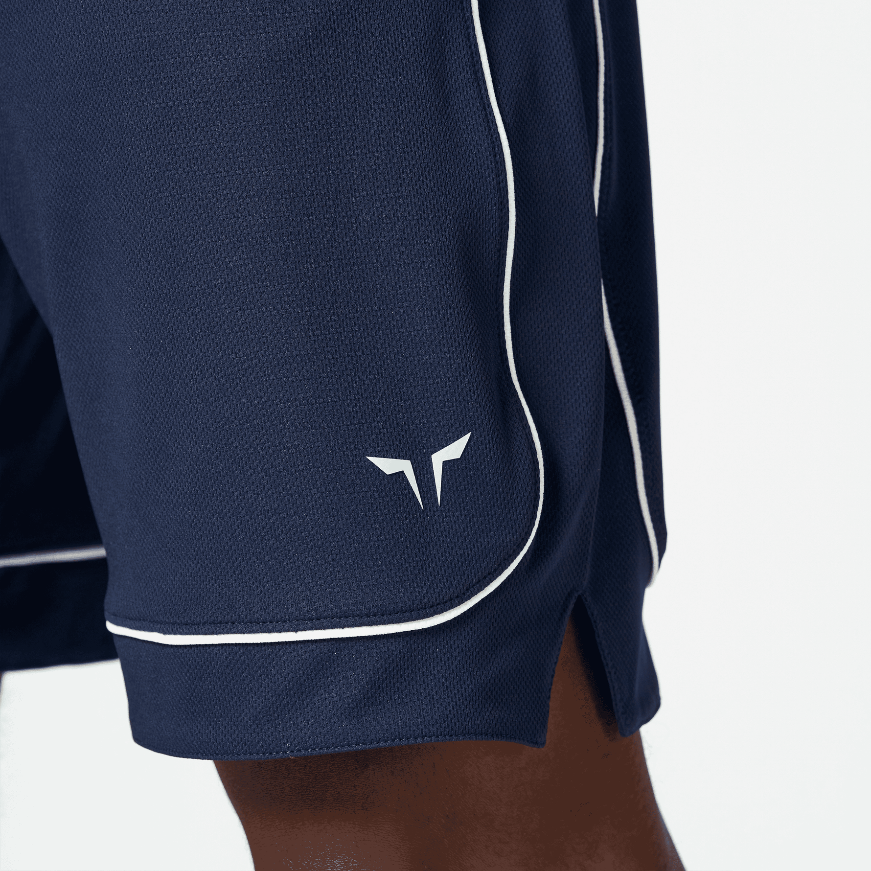 SQUATWOLF 9" BASKETBALL SHORTS