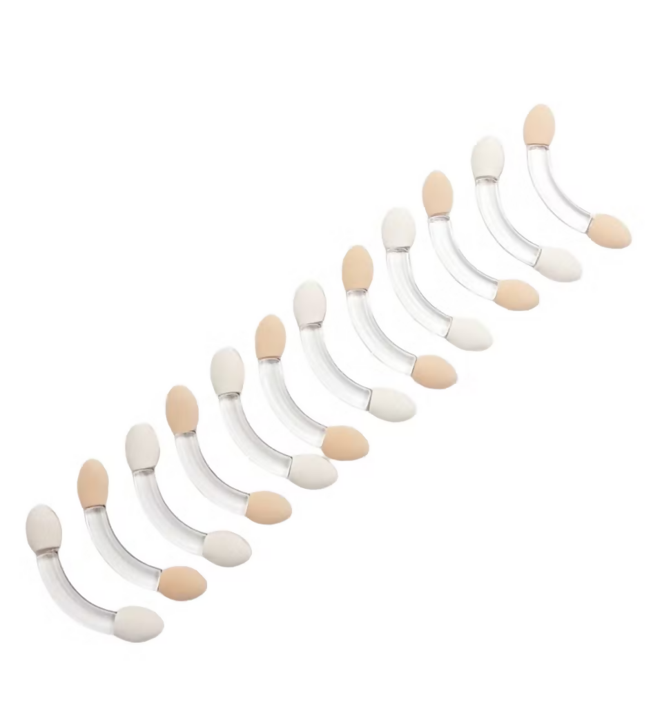 Curved Eyeshadow Brush