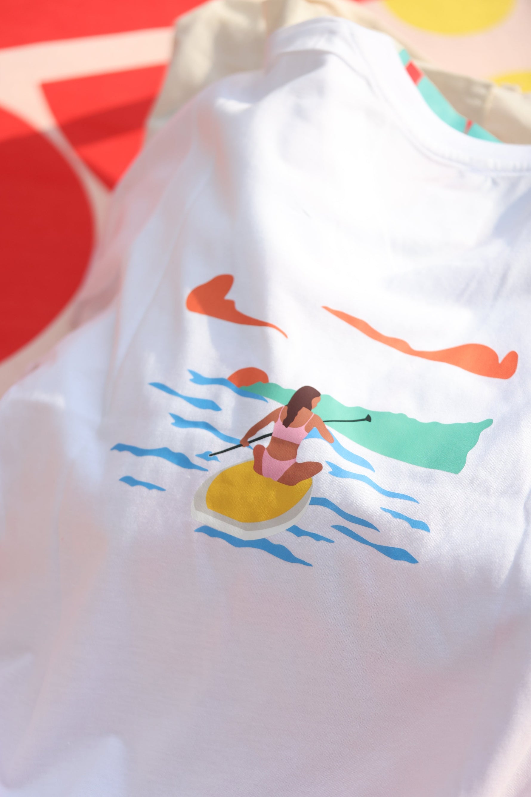 V-neck Tshirt Surf Board