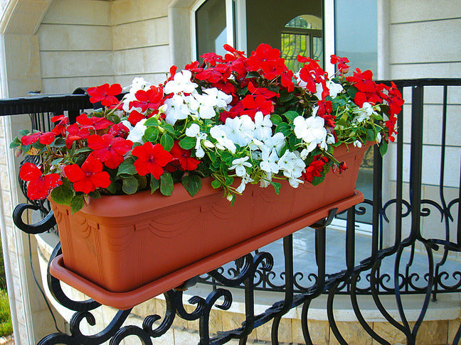 Primavera Flowerpot