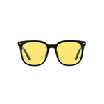 Big square rayban sunglasses with yellow lenses