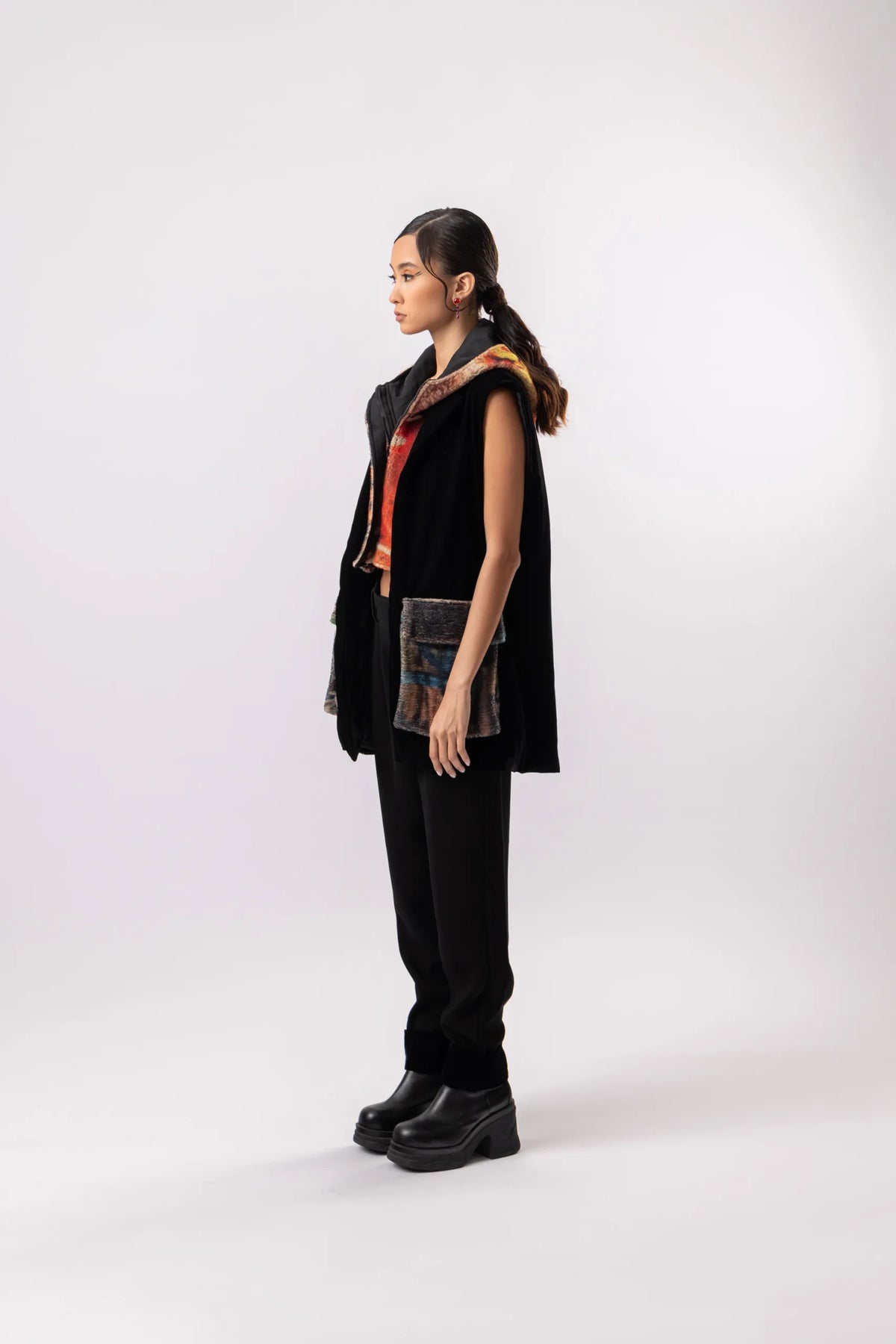“CASTLING” CREPE PANTS-BLACK