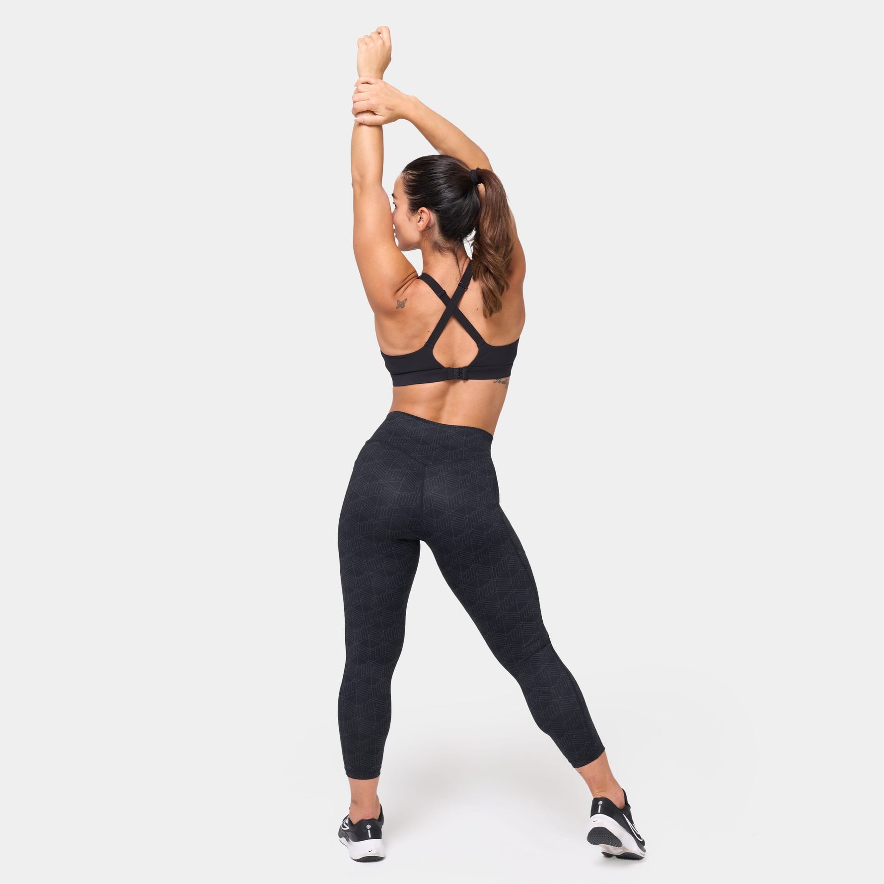SQUATWOLF ESSENTIAL BRA MID IMPACT