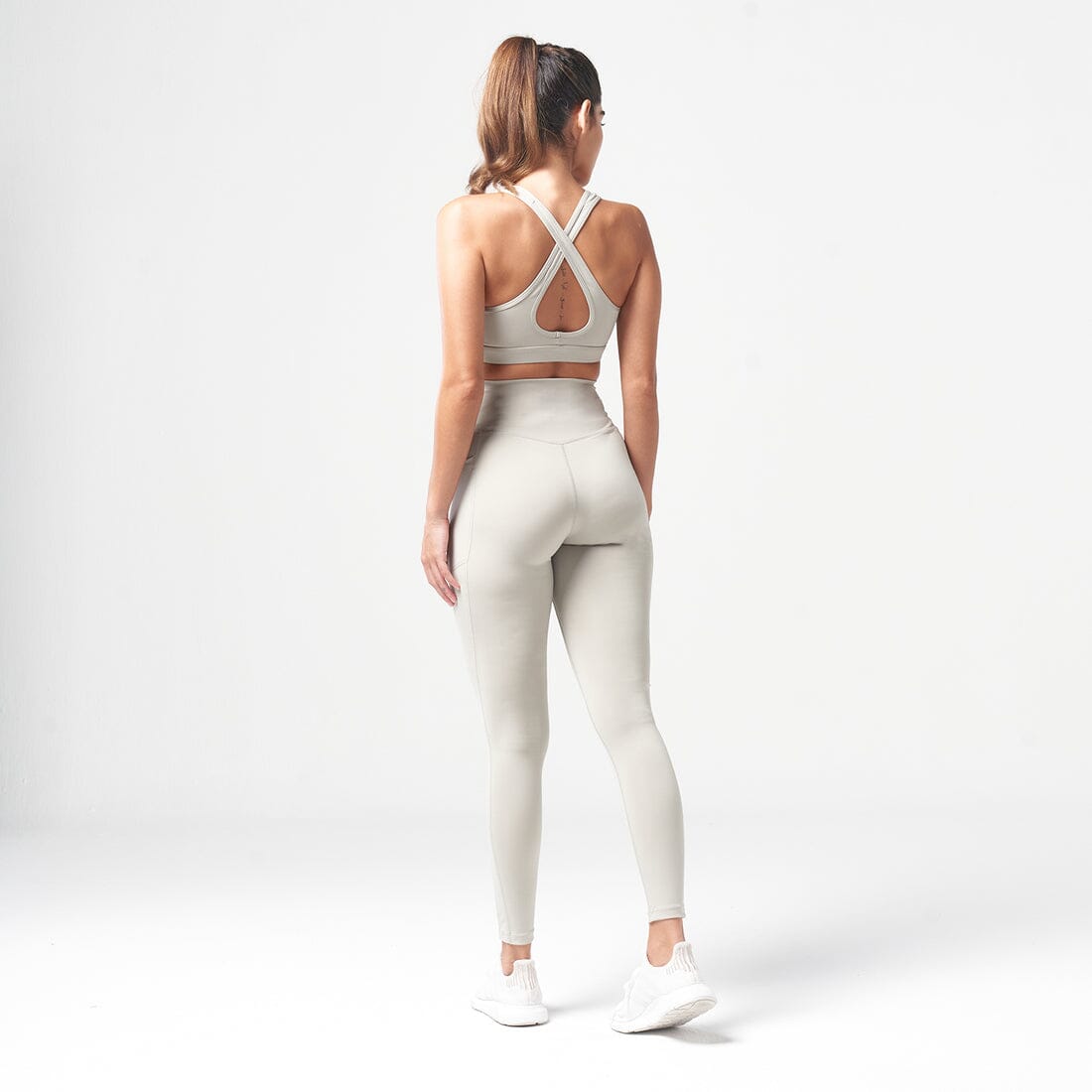 SQUATWOLF Essential High Waisted Leggings