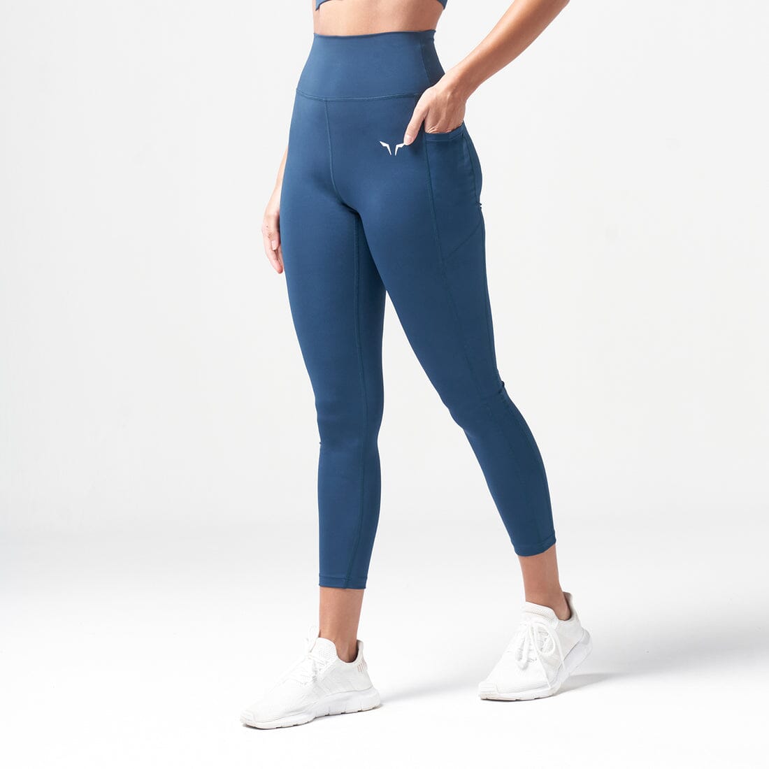 SQUATWOLF Essential Cropped Leggings