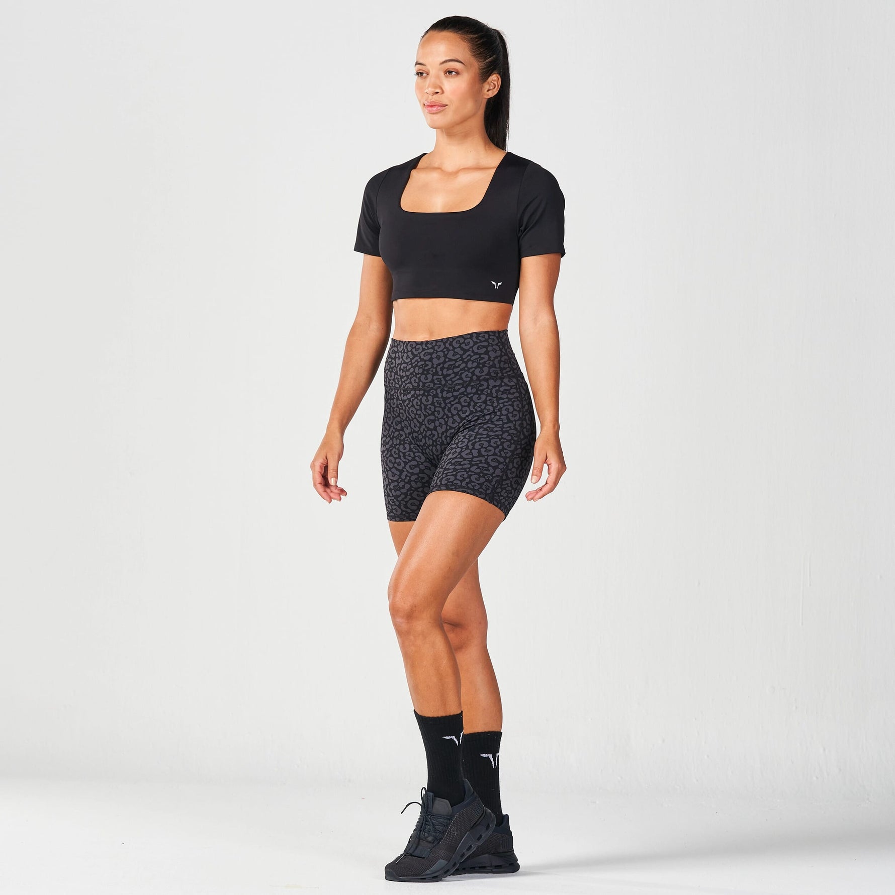 SQUATWOLF UNTAMED 5" BIKER SHORTS