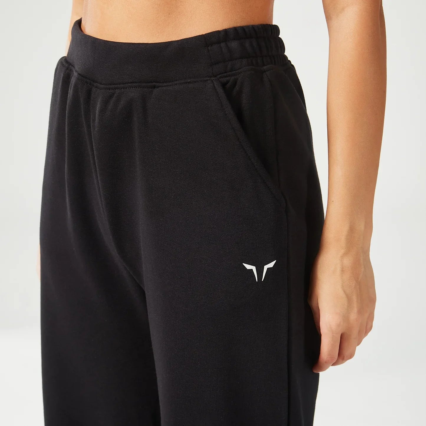 SQUATWOLF ESSENTIAL STRAIGHT LEG JOGGERS