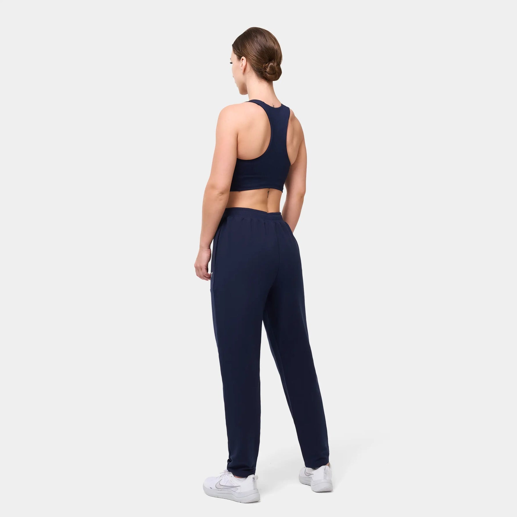 SQUATWOLF ESSENTIAL SLIM JOGGER