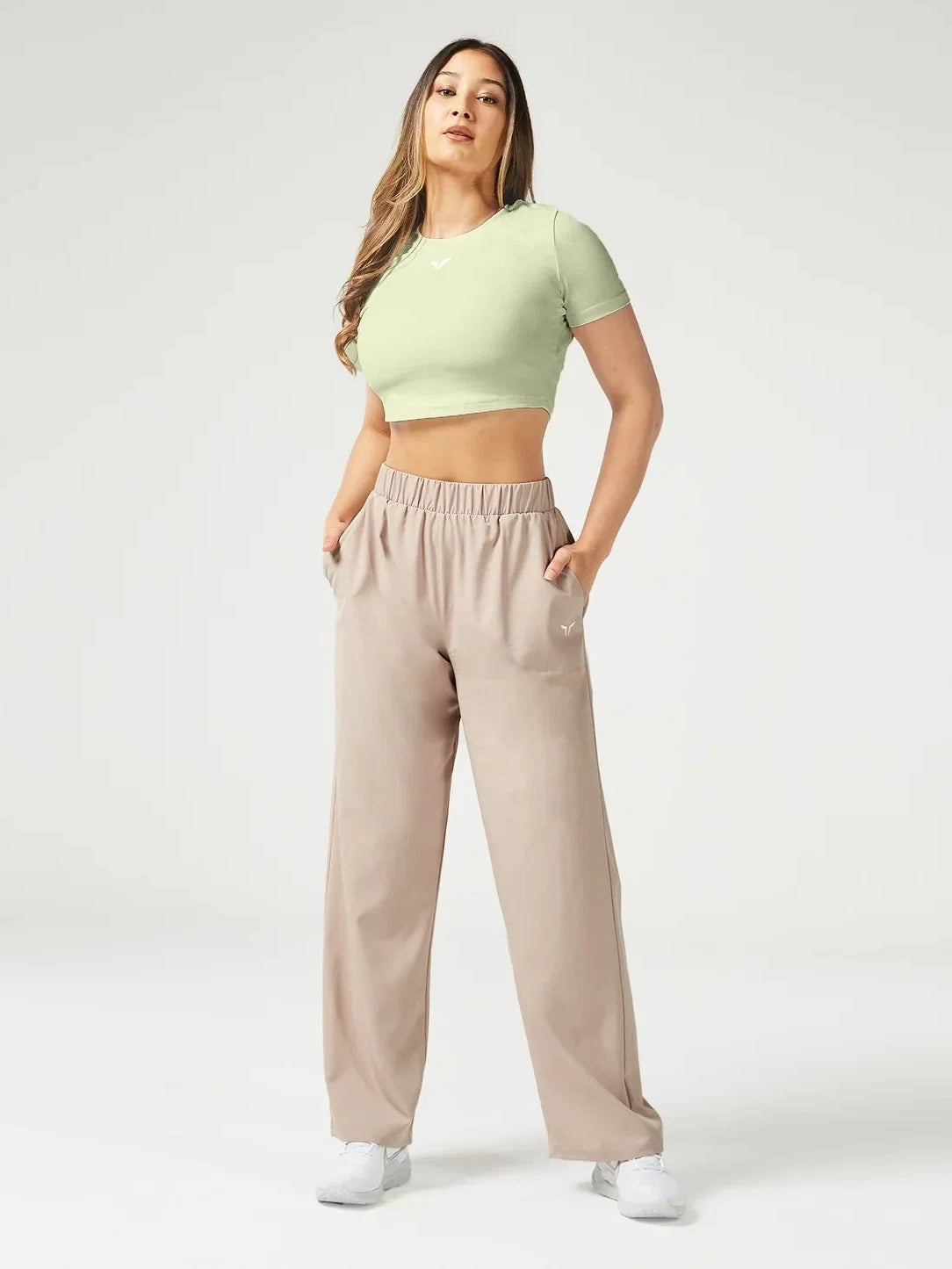 SQUATWOLF ESSENTIAL CROPPED TEE