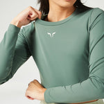 SQUATWOLF ESSENTIAL FULL SLEEVES CROP TOP