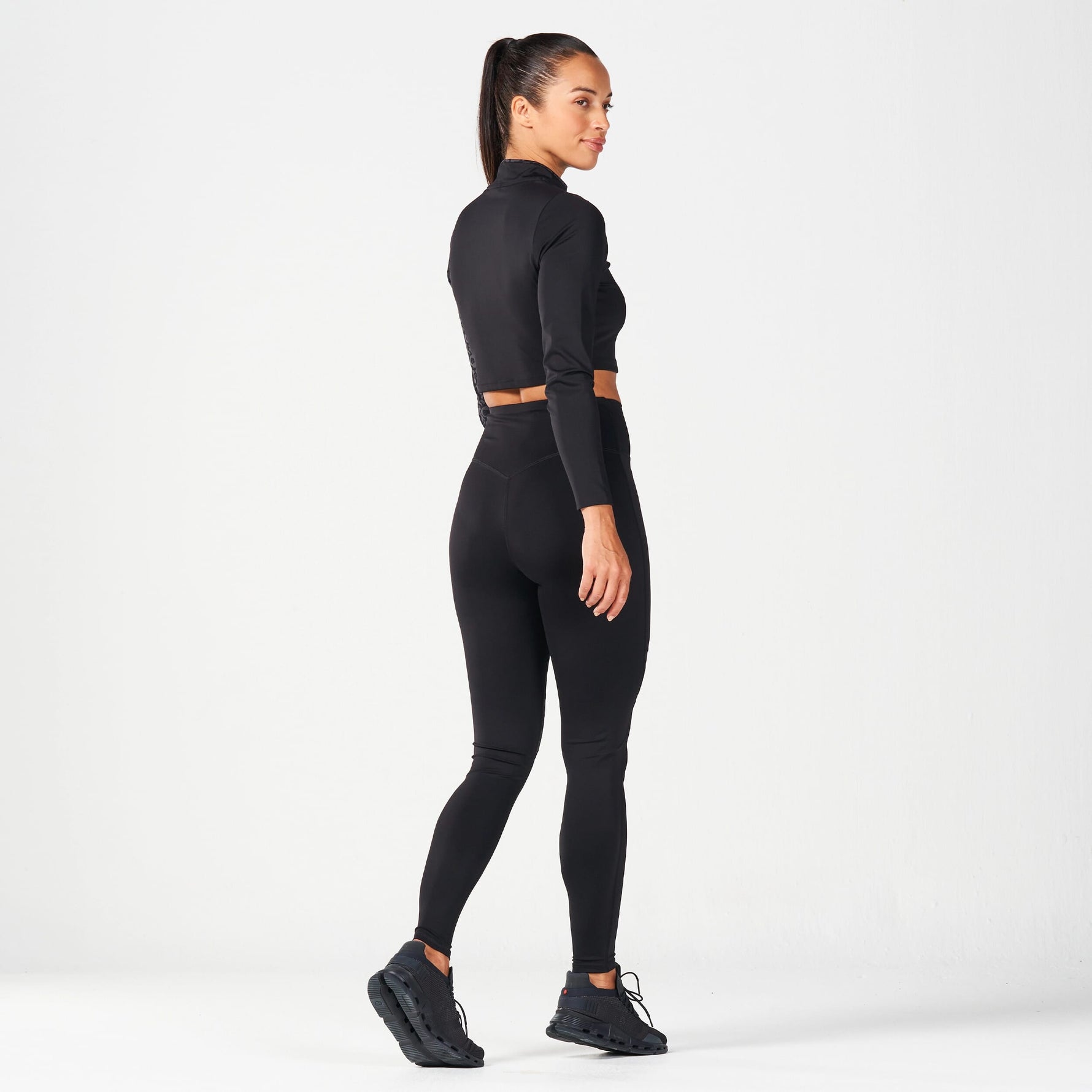 SQUATWOLF QTR ZIP SERPENT TOP