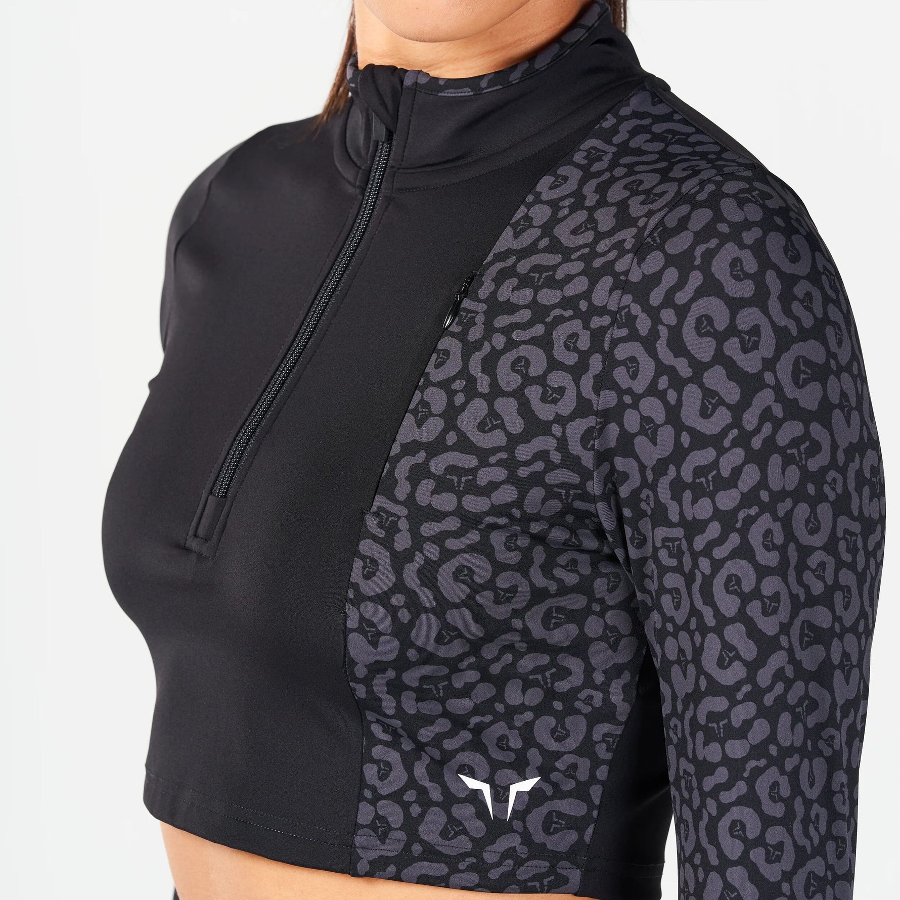 SQUATWOLF QTR ZIP SERPENT TOP