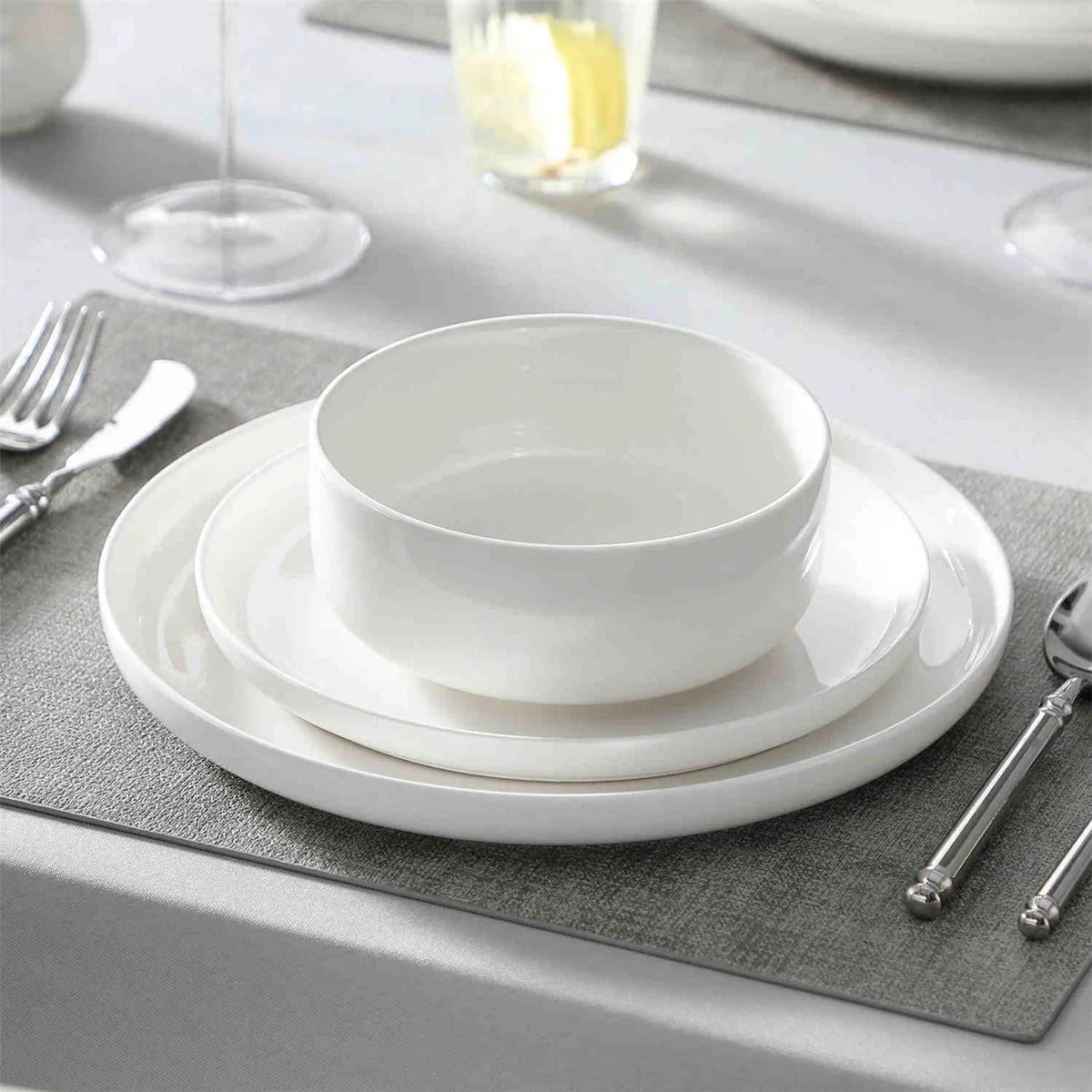 White Dinner Set 26 pcs