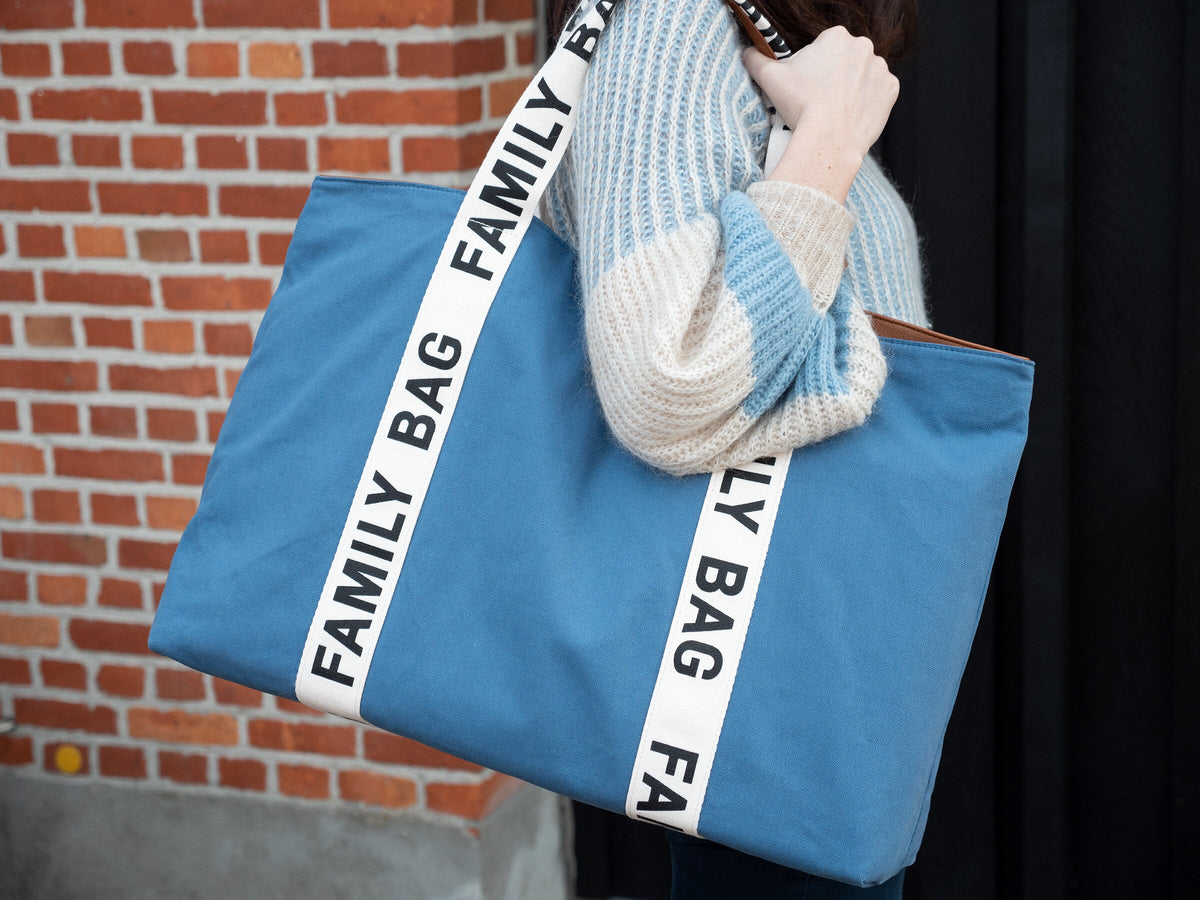 Family Bag Signature
