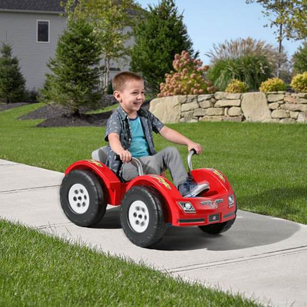 Step2 Zip N Zoom Pedal Car