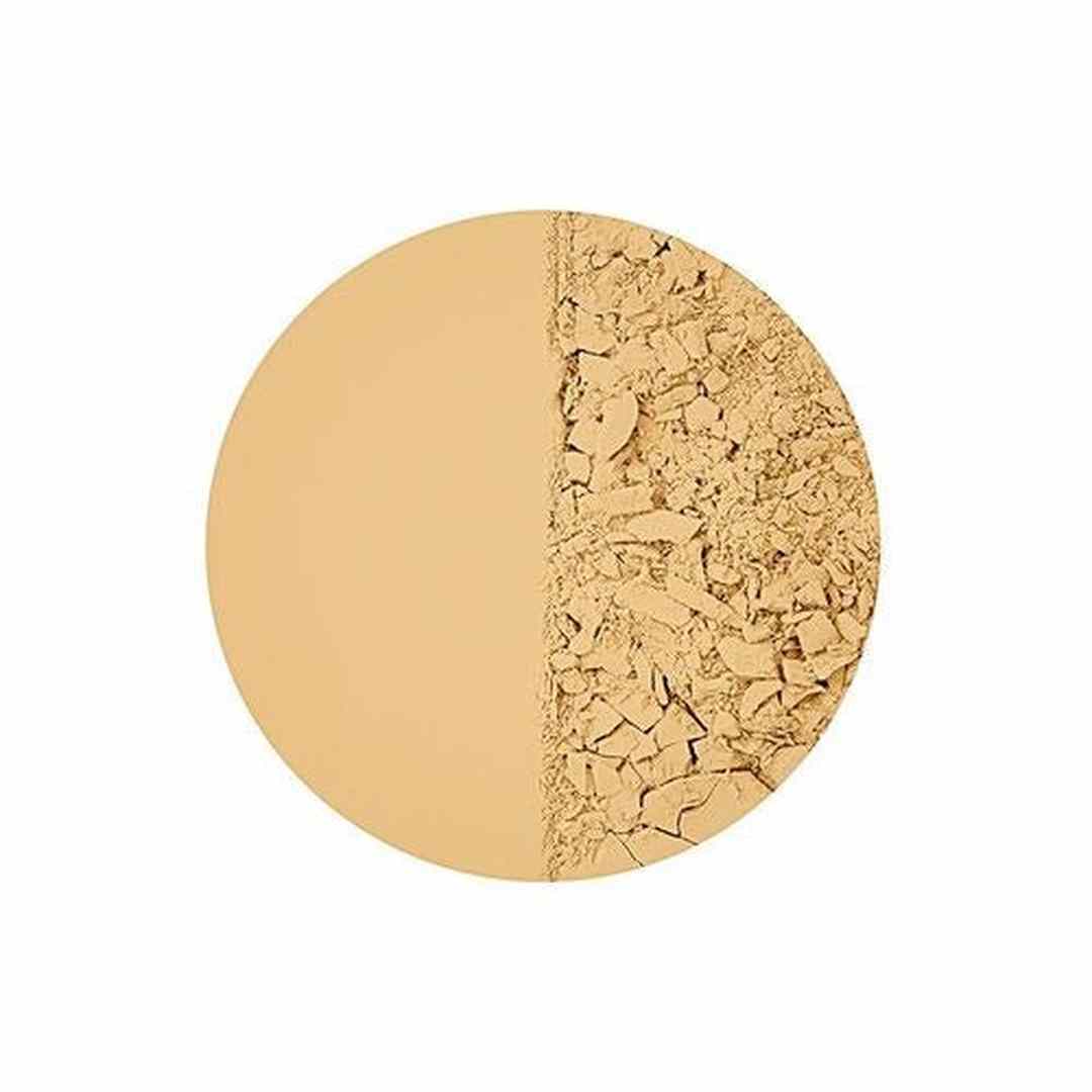 Charlotte Tilbury Air Brush Brightening Flawless Finish Powder | Savonera Lebanon