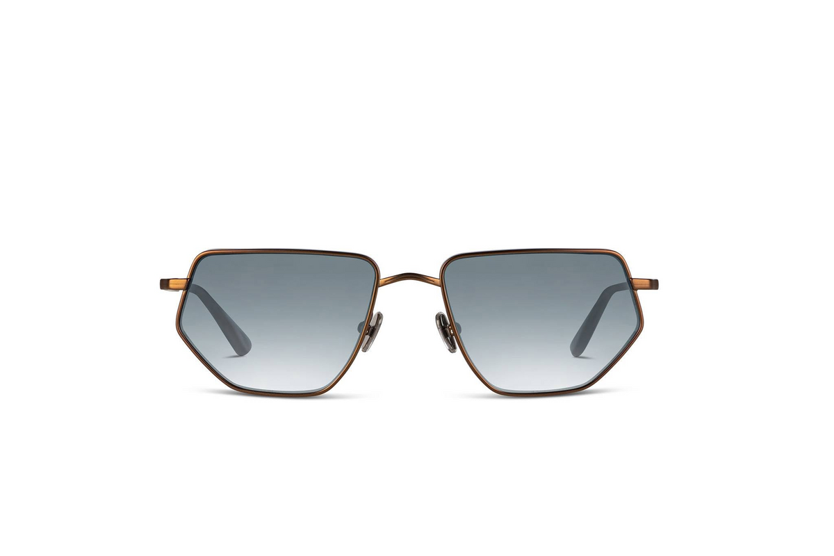 Sunglasses with a bronze frame and gradient lenses 