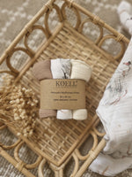 Koell: Three-Pack Muslin Diapers - "Swans"